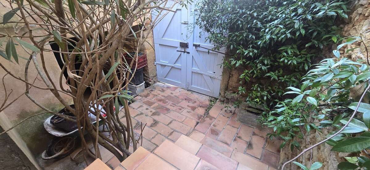 Maison à UZES