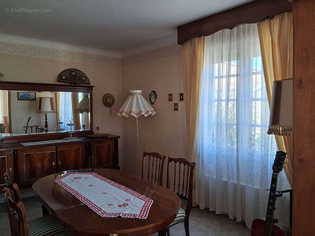 Maison à LE CHATEAU-D'OLERON