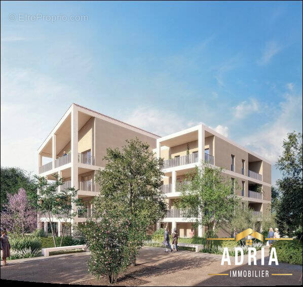 Appartement à LA ROQUE-D'ANTHERON