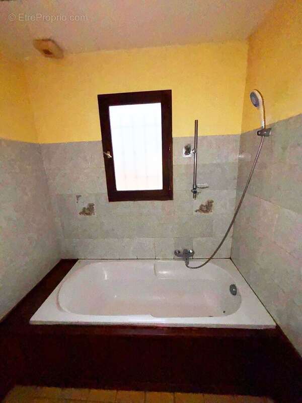 Photo 8 - Maison à LA CRAU