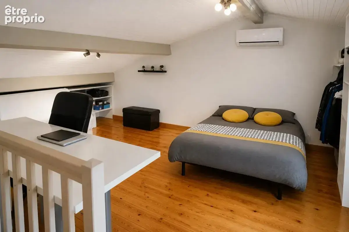 Maison de 6 pièces de 122 m² à Ambert - photo 8