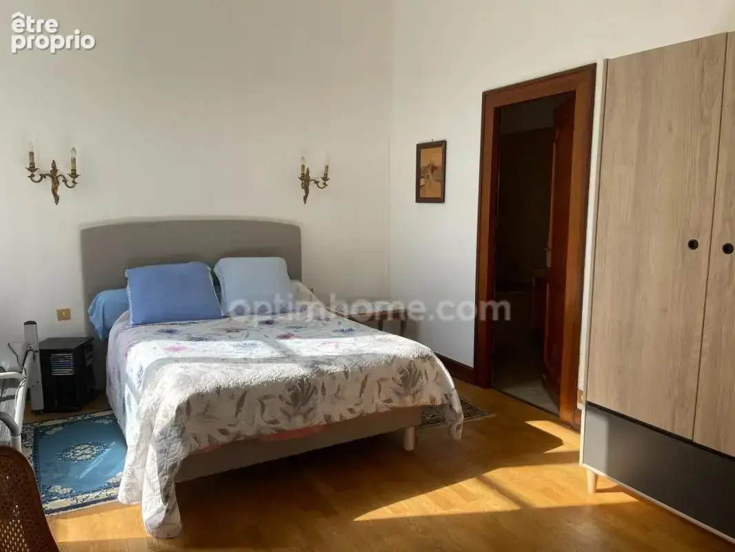 Appartement à vendre 5 pièces SAINT YRIEIX LA PERCHE (87) centre ville en rez de chaussée - photo 9