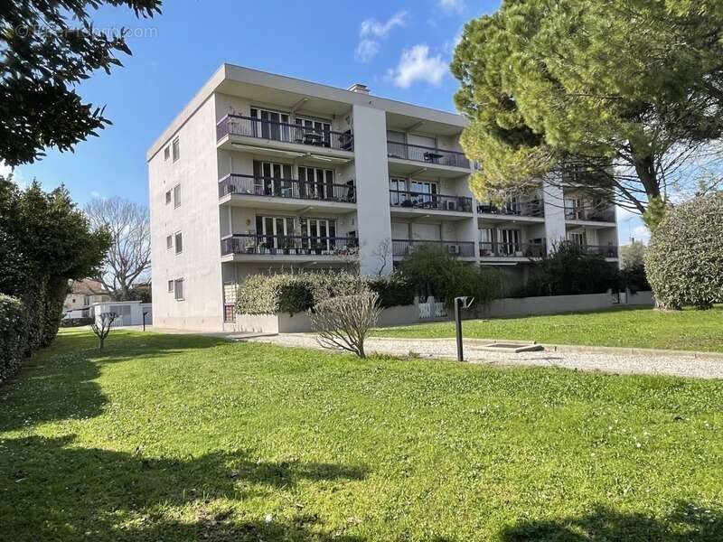 Appartement à ARLES