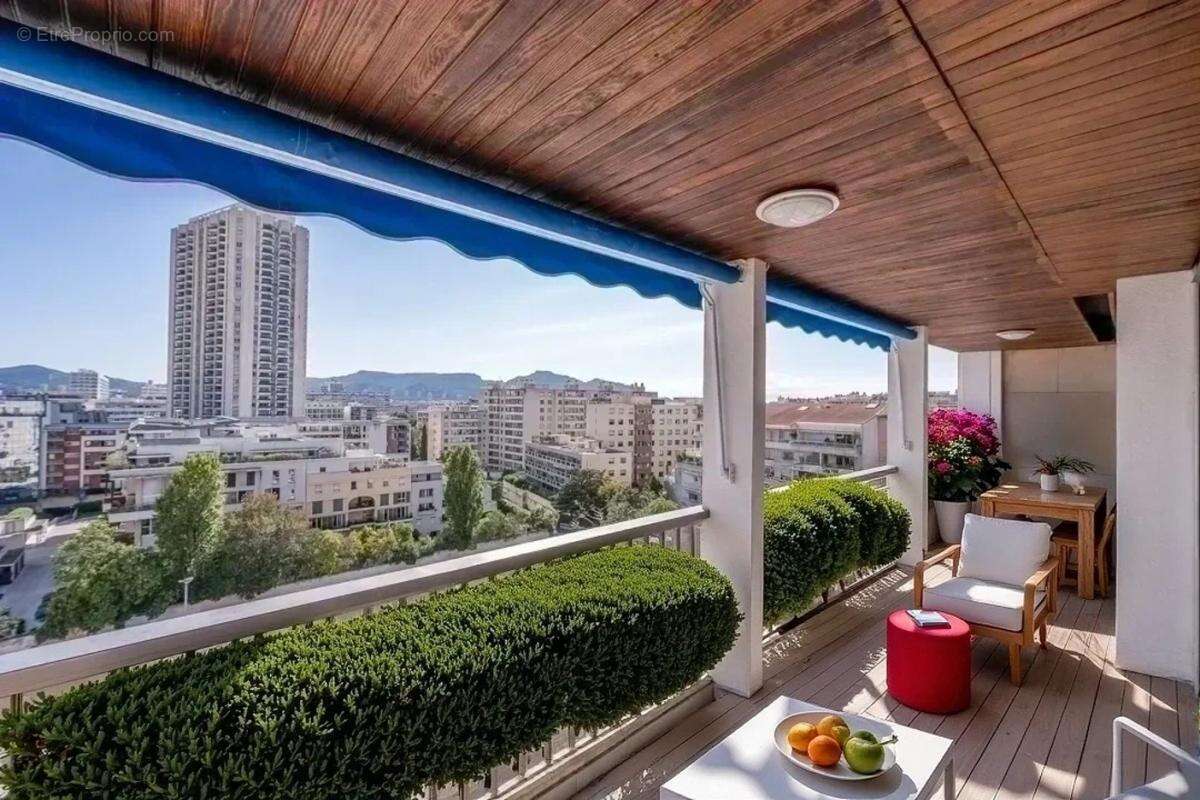 Appartement à MARSEILLE-8E