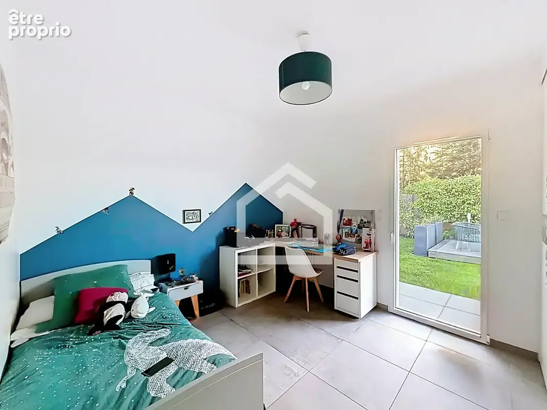 SAINT AUBIN DE MEDOC - Maison contemporaine au Centre-ville, 4 chambres, piscine, garage. - photo 13