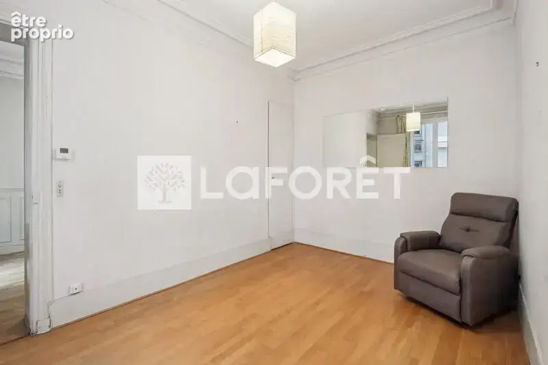 Paris VII - Gros Caillou - Champs de Mars - 47m² à rénover - photo 12