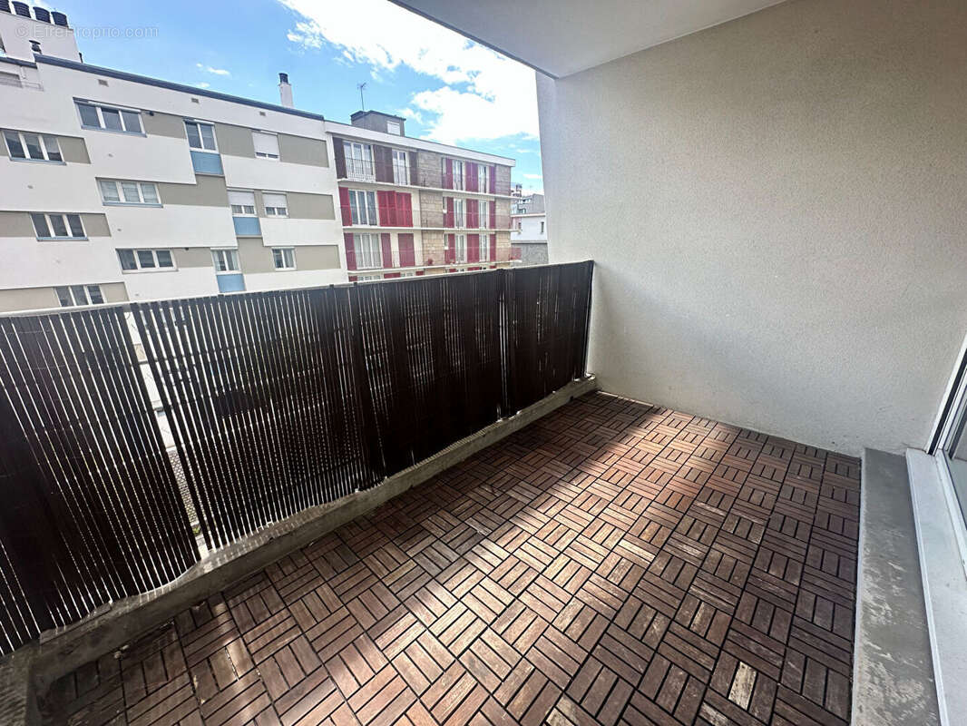 T3 de 75 m²  - Résidence de standing des années 2000 (St-Brieuc) - photo 12