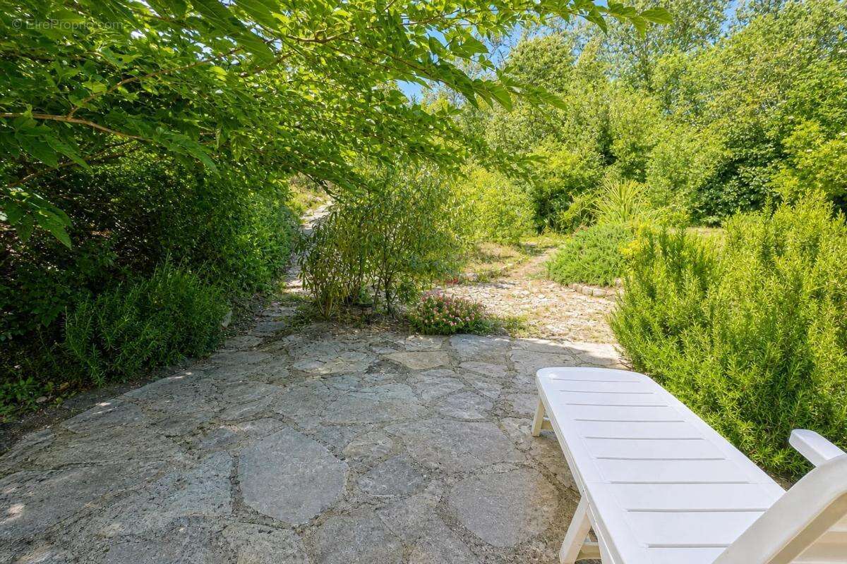 Maison T6 de 212 m² - Carcassonne - photo 11