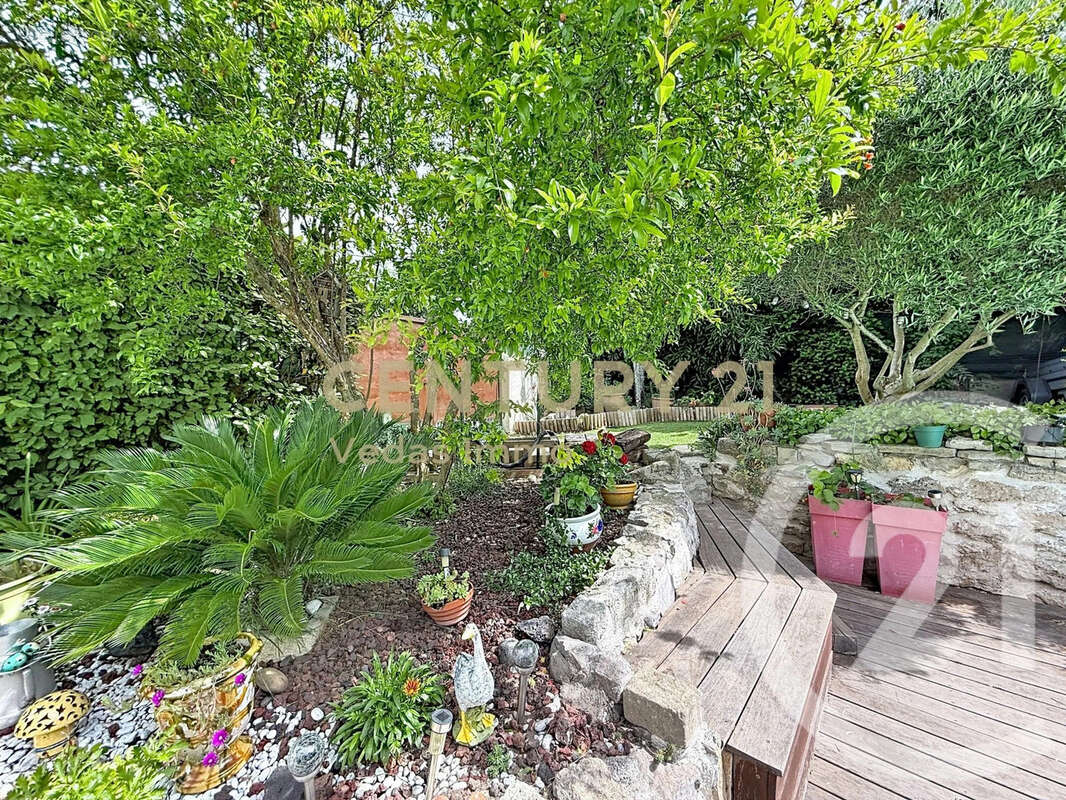 Maison 168 m² à Saint-Jean-De-Vedas  - photo 17