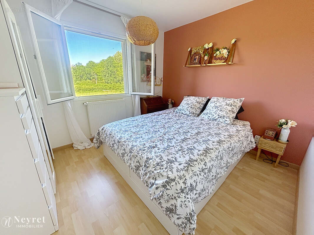 Appartement à VERNAISON