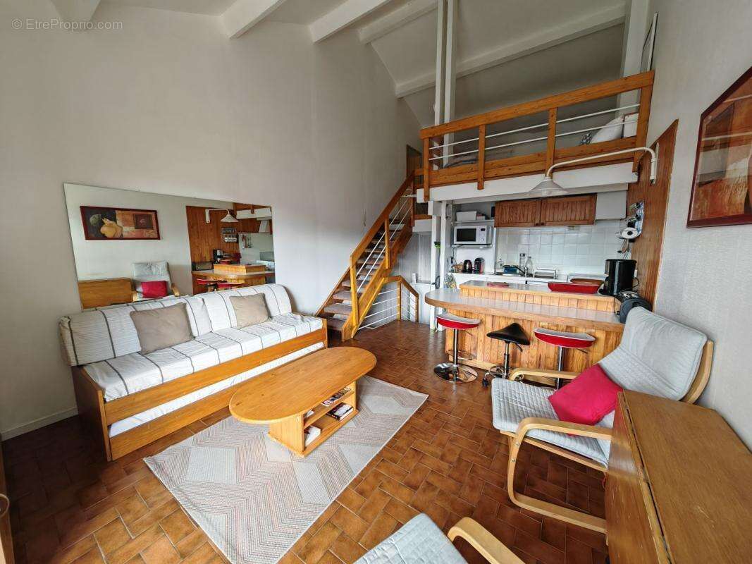 Appartement à AX-LES-THERMES