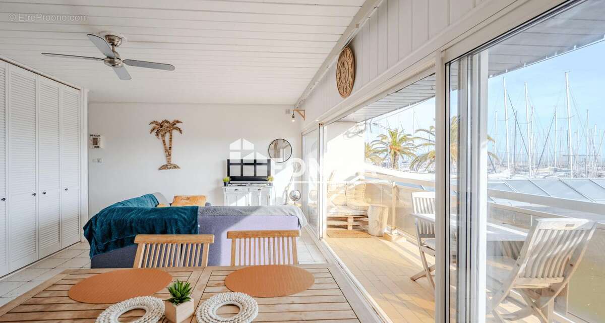 Appartement à HYERES