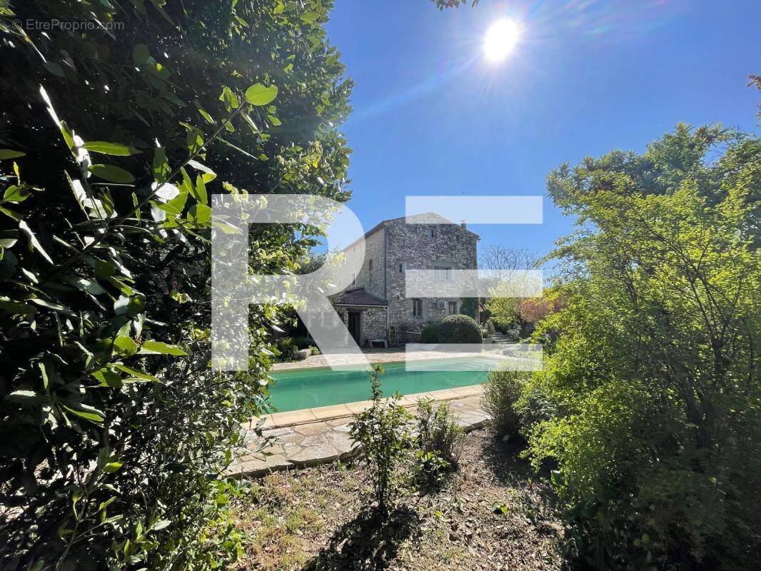 Maison à COLLORGUES