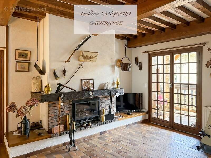 Revonnas (01250)- Ancienne Fruitière du XVIIe siècle - 247 m² de charme et d'histoire - photo 12