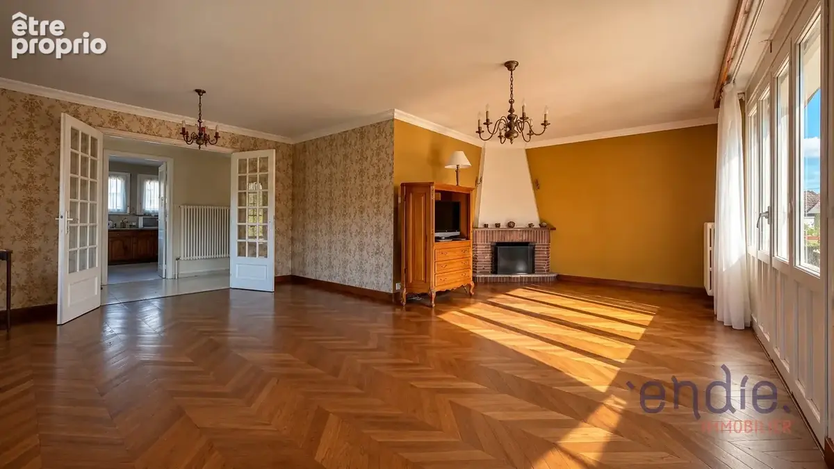 Valdoie  spacieuse maison familiale de 206 m²  7 chambres - photo 3