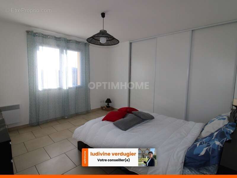 Maison à SAINT-ETIENNE-DE-FOUGERES