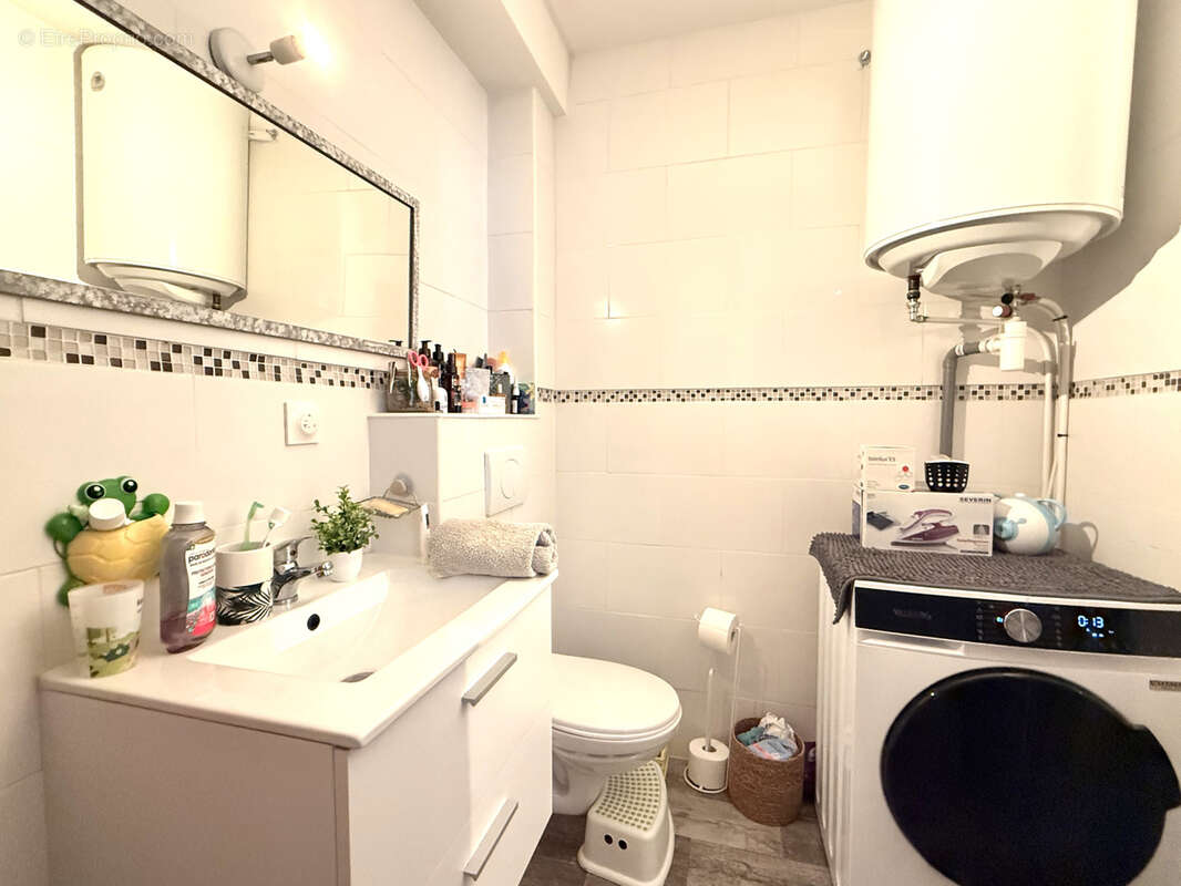 Appartement à SIX-FOURS-LES-PLAGES