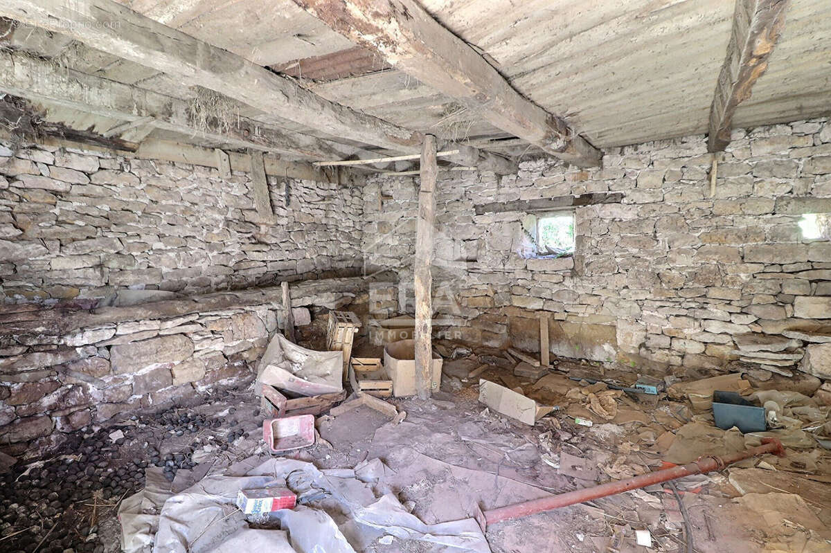 Grangette au coeur de Faycelles - photo 5