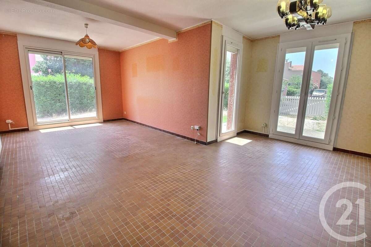 Maison à CANET-EN-ROUSSILLON