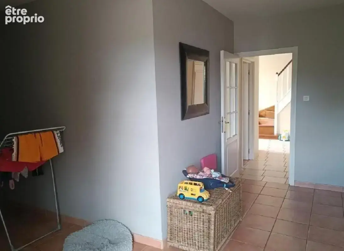 Maison 5 pièces 193 m² à vendre à Civray (86250) - photo 4