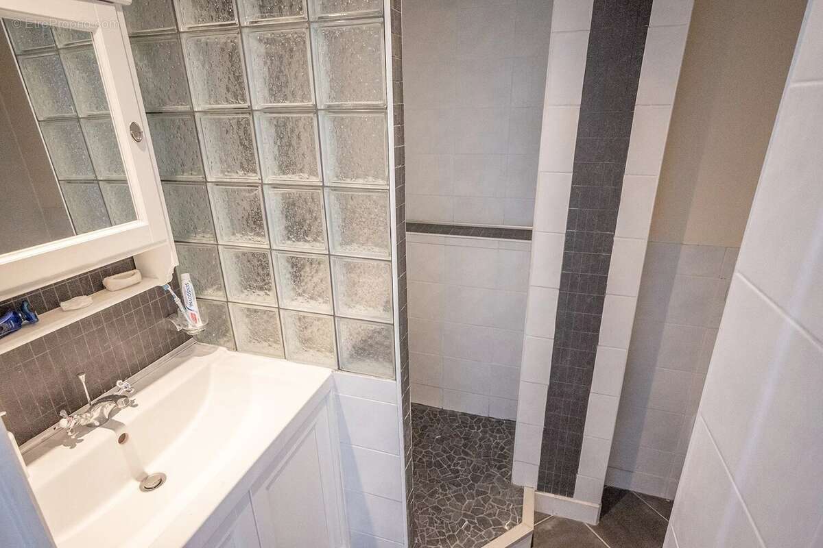 Appartement à THEOULE-SUR-MER