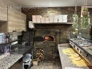 Commerce à SAINT-JEAN-LASSEILLE