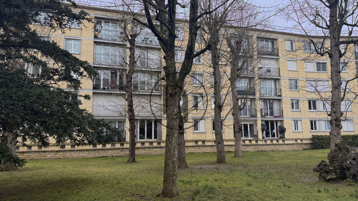 Appartement à FONTAINEBLEAU