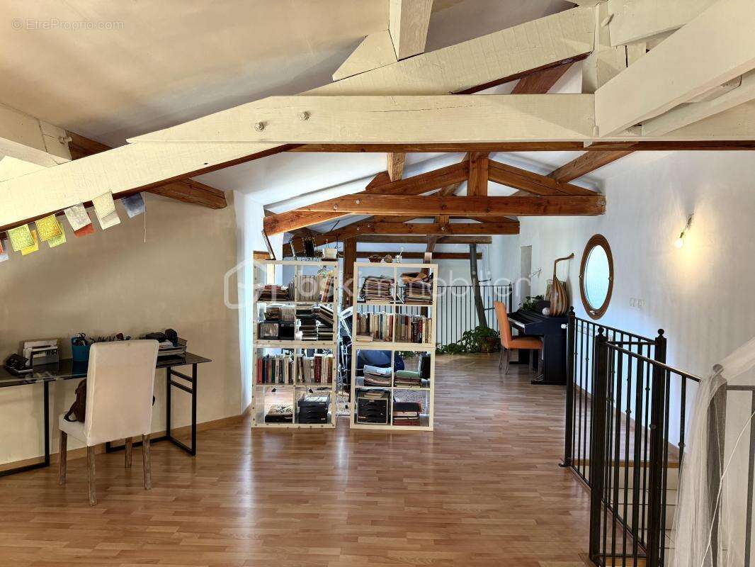 Maison familiale de caractère route de Mazan – Calme, volume et bien être à  proximité des commodités - photo 13