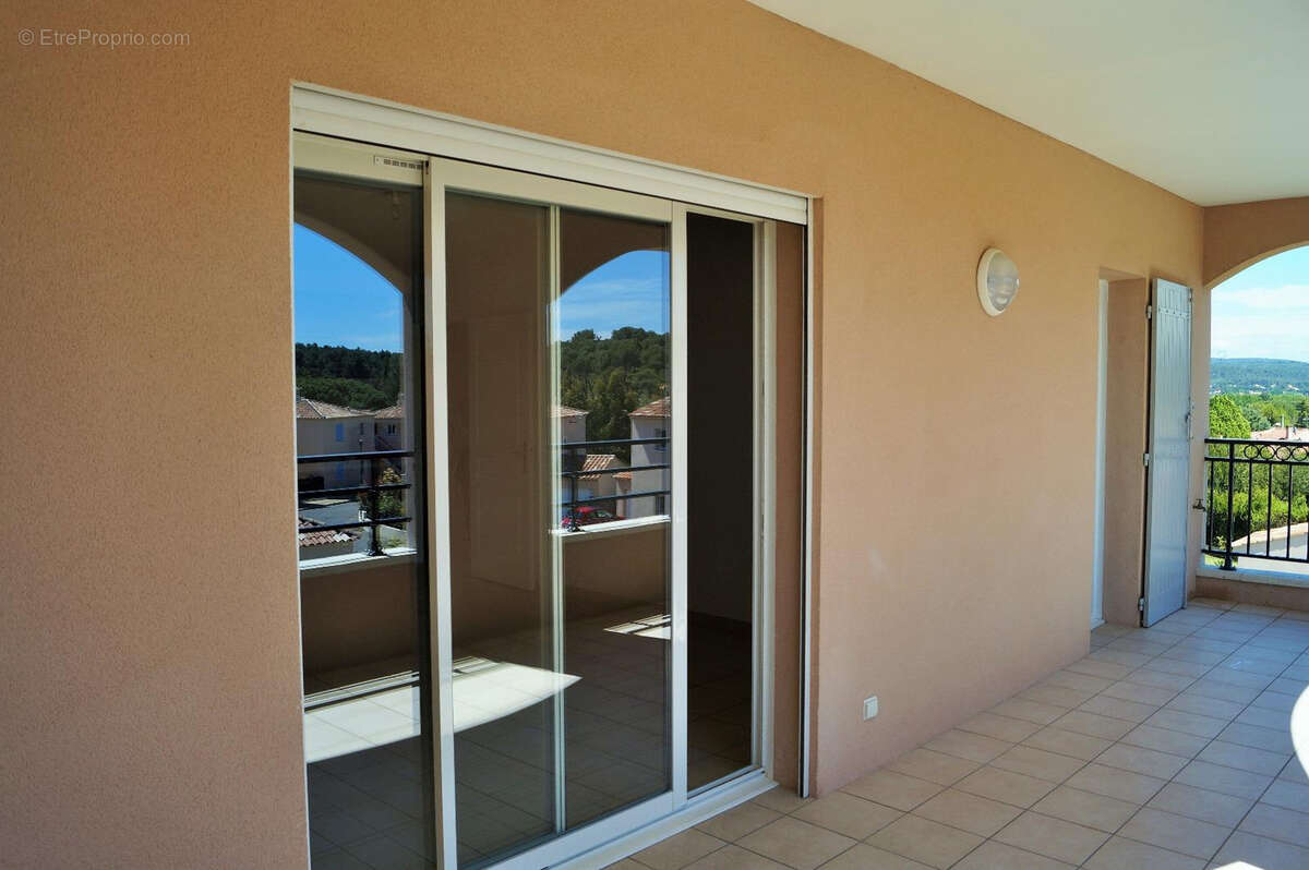 Appartement à CABRIES