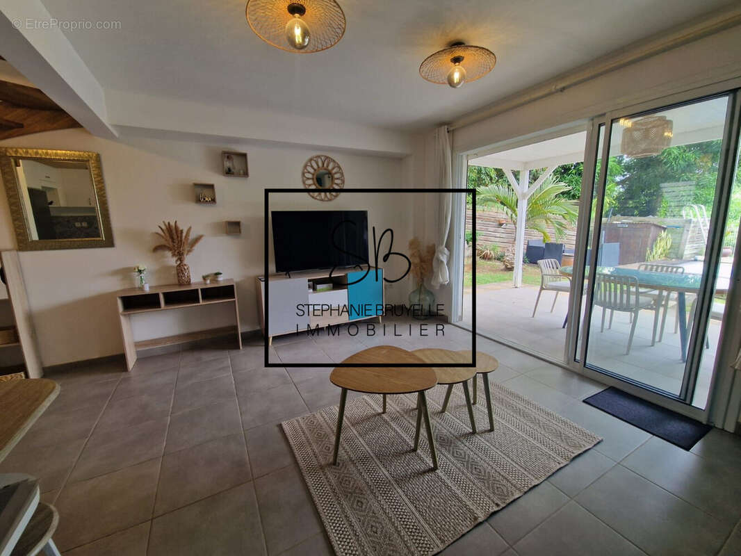 Appartement à LE ROBERT