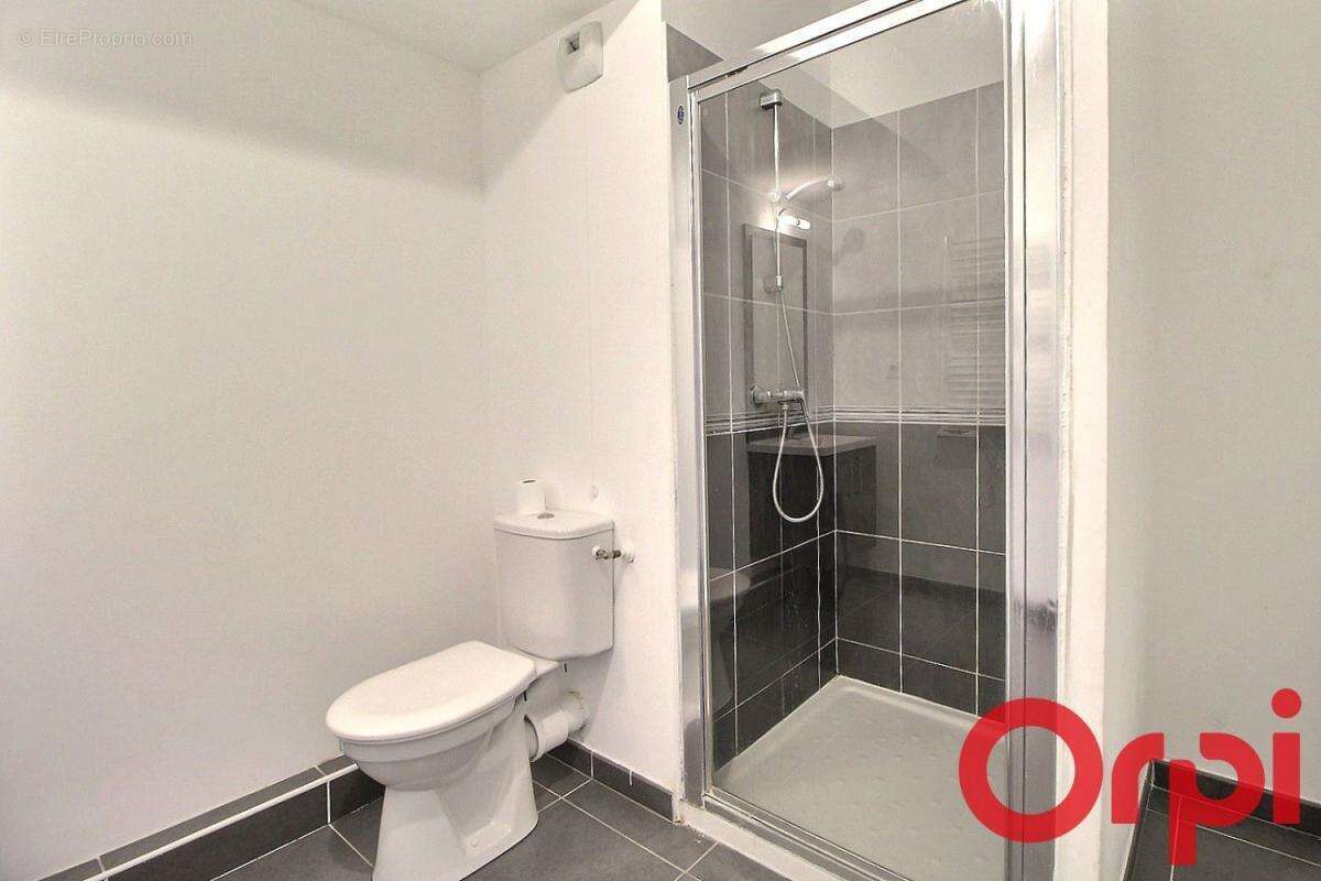 Appartement à MARSEILLE-2E