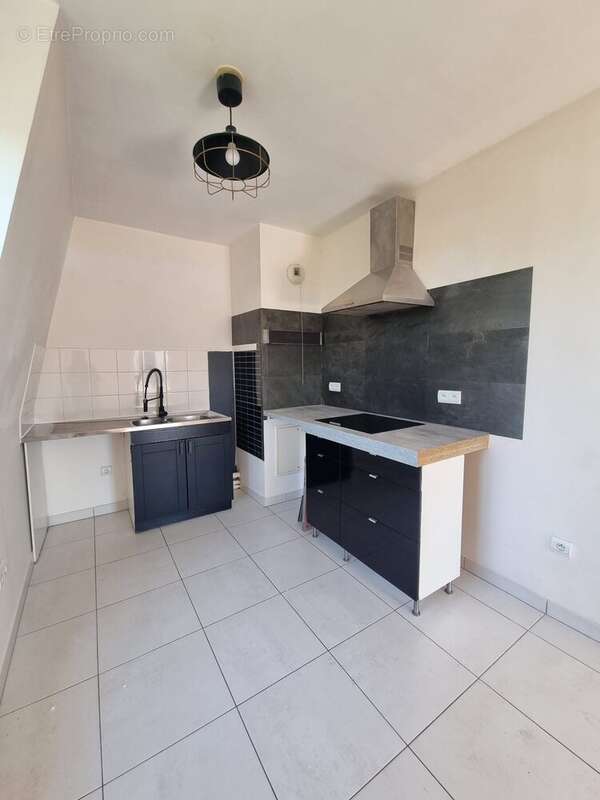 Appartement 81 m² à La Garenne-Colombes  - photo 3