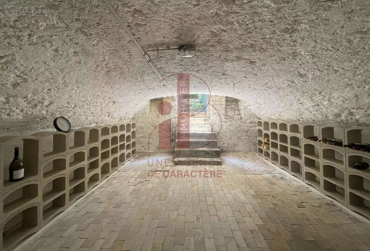 Maison à FONTAINEBLEAU