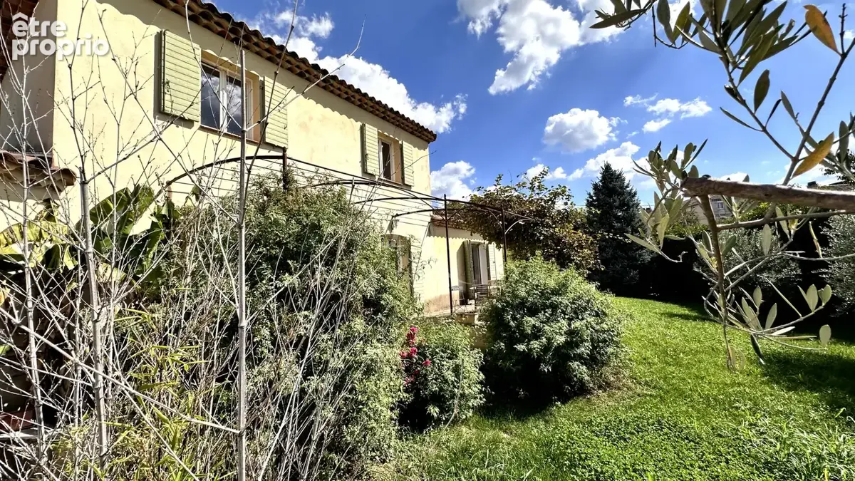 Villa avec piscine studio indépendant garages et cave vinon sur verdon - photo 18