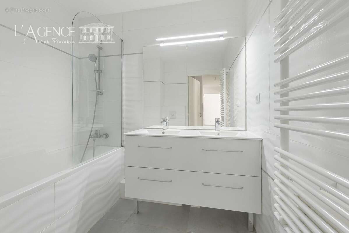 Appartement à AIX-EN-PROVENCE