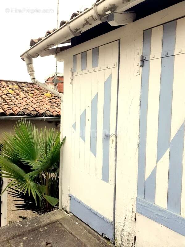 Maison à LIGUGE