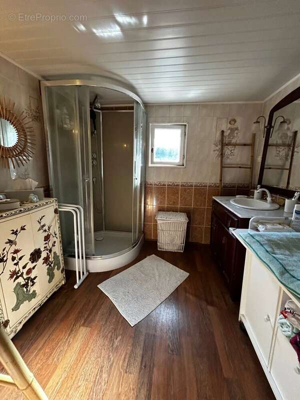 Maison à GRANDVILLIERS