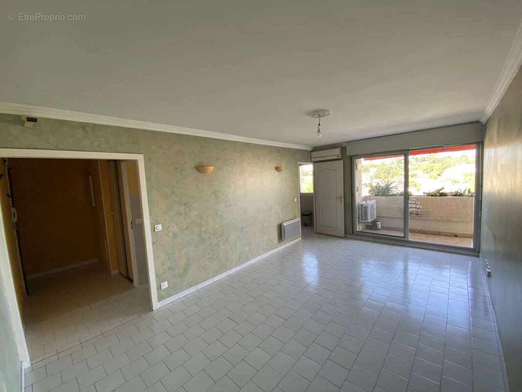 Appartement à MARSEILLE-13E