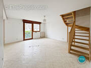 Appartement à MENNECY