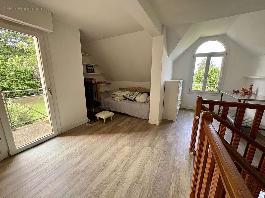 Maison 125 m² à Sainte-Suzanne-Sur-Vire  - photo 5
