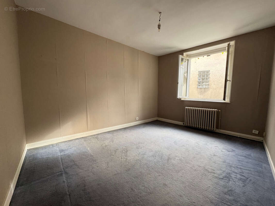 Appartement à PLAILLY