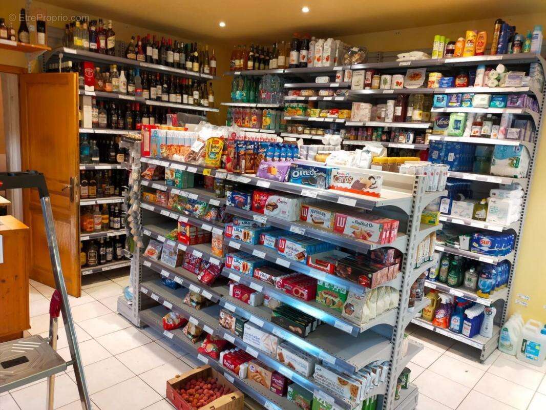 Commerce à QUIBERVILLE