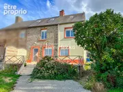 Maison à SAINT-PIERRE-DU-REGARD
