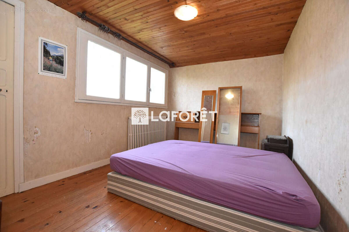 Maison à ARPAJON-SUR-CERE