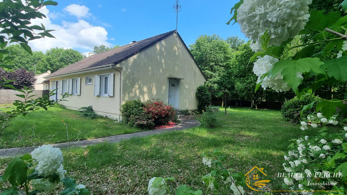 Maison à MIGNIERES