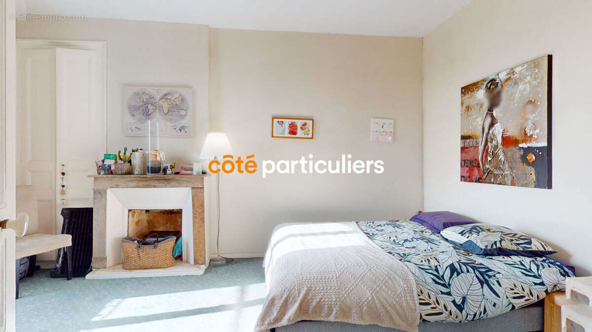 Maison à DONVILLE-LES-BAINS