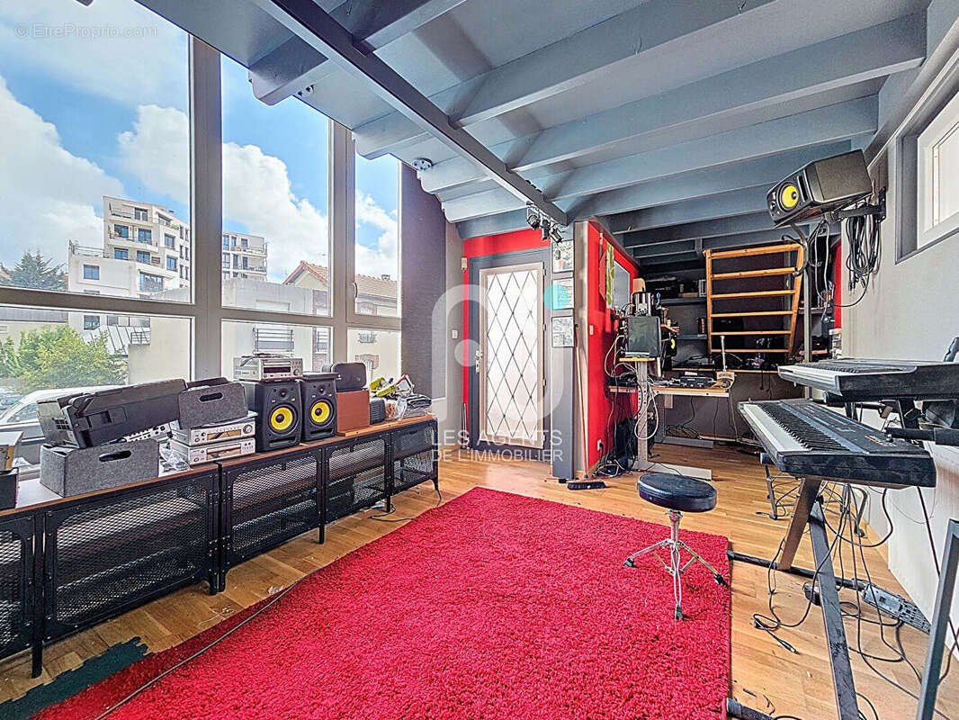 Maison à ASNIERES-SUR-SEINE