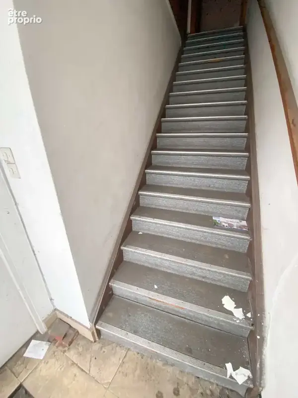 Immeuble de caractère offrant de nombreuses possibilités d'aménagement - photo 11