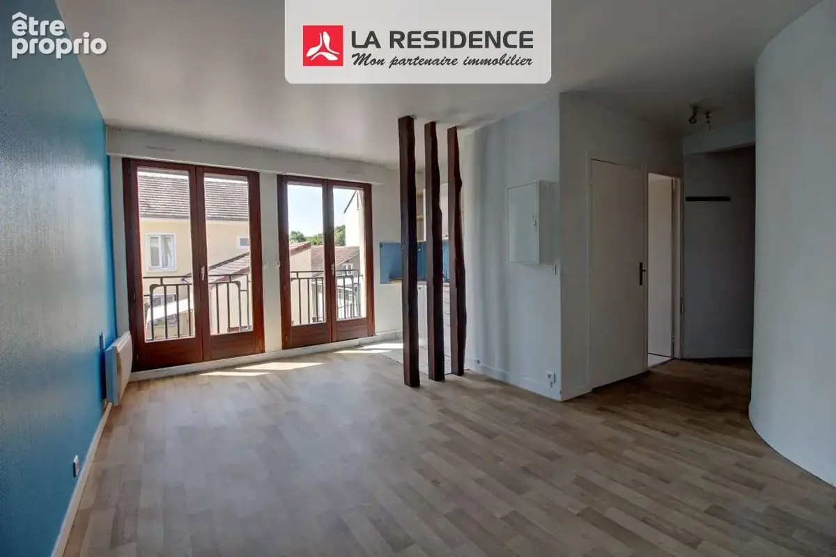 Appartement 25 m² à Les Mureaux  - photo 1