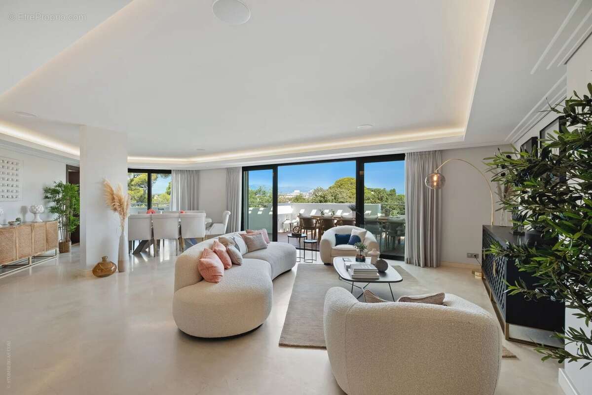 CAP D'ANTIBES -  Sous offre - Penthouse de 185m² dans résidence d'exception - E42 - photo 3